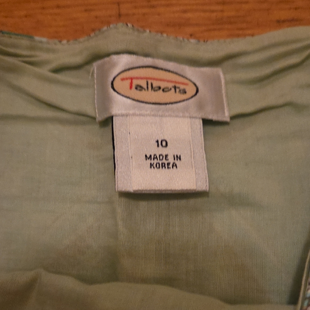 Talbots A-Line Skirt in Green and Cream Paisley - Picture 3 of 4